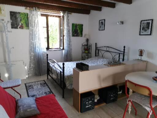 Вилла Studio Tres Agreable Totalement Independant Dans Maison Avec Cour Sans Vis A Vis Виттель Экстерьер фото